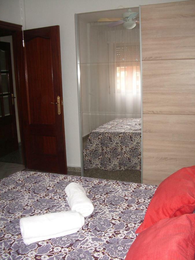 Paseo Maritimo De Poniente Apartamento Málaga Exterior foto